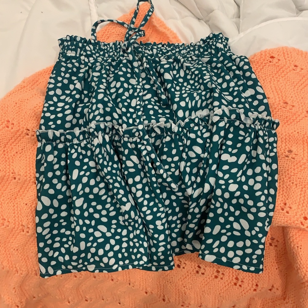adorable green tie skirt!